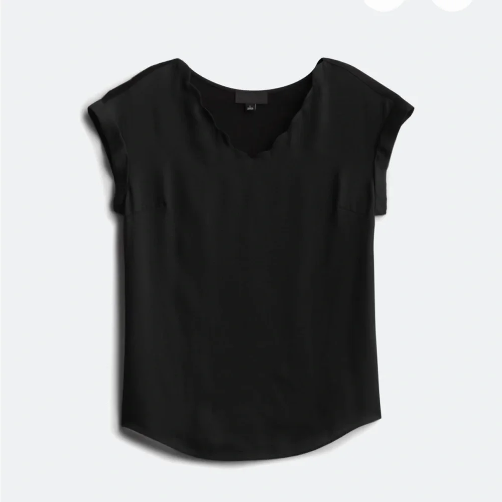 Fortune + Ivy Maren Mixed Material Scallop Detail Blouse - Picture 3 of 3